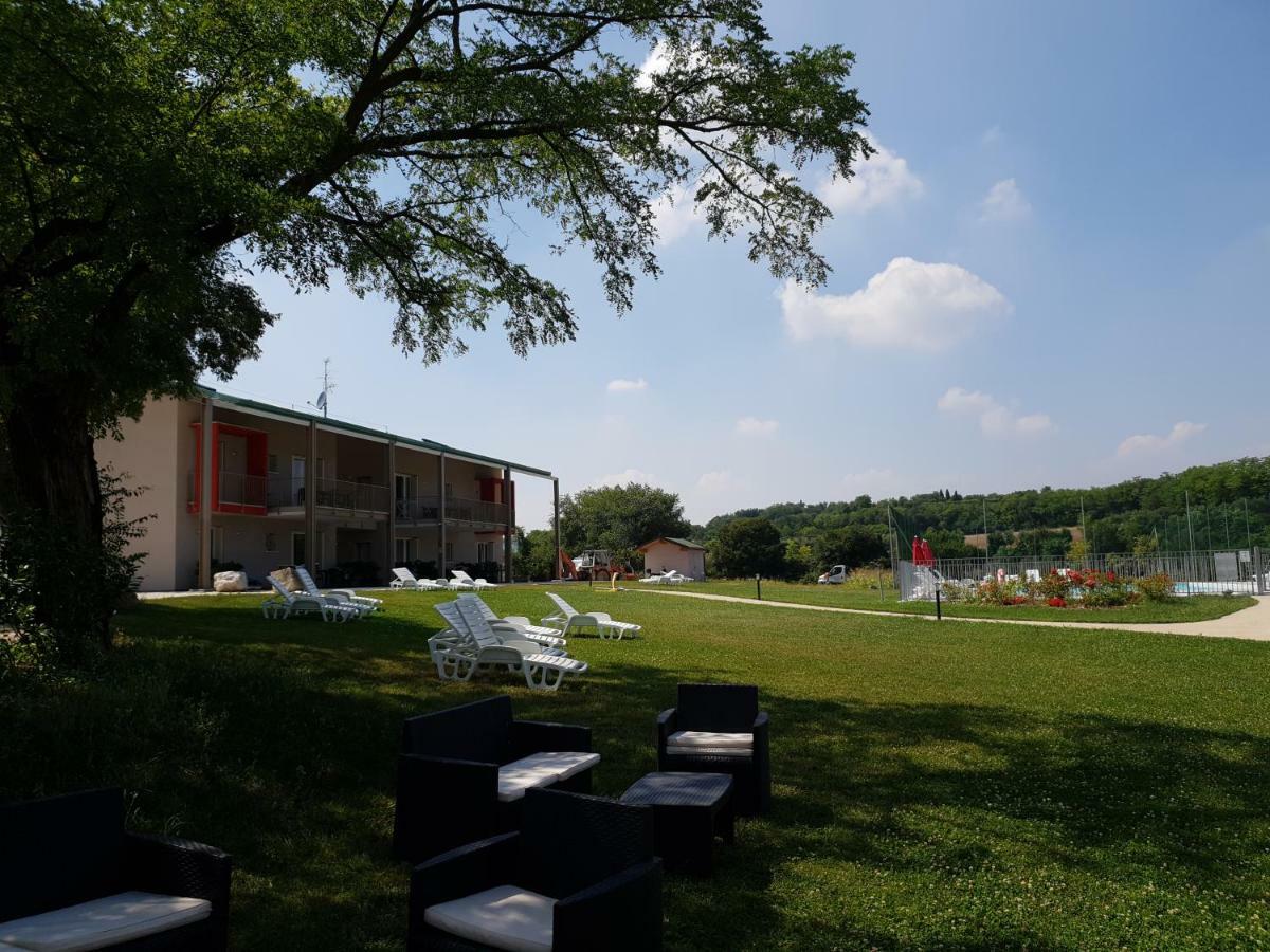 Villaggio Esmera Десенцано дел Гарда Екстериор снимка